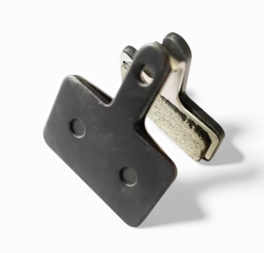 Klocki hamulcowe do hulajn&oacute;g elektrycznych KuKirin G2 / G2 Master / G4  Klocki hamulcowe do KuKirin G2, G2 Master oraz G4 to kluczowy element układu hamulcowego, kt&oacute;ry zapewnia pewne, szybkie i kontrolowane hamowanie. Od jakości klock&oacute;w zależy Twoje bezpi, Czarny